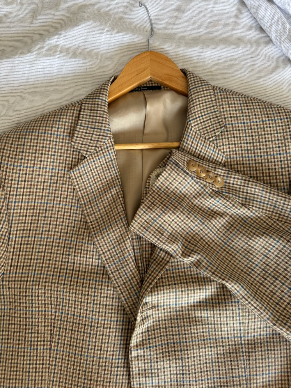 Hickey Freeman Tan & Cream Glen Plaid Sport Coat 44R